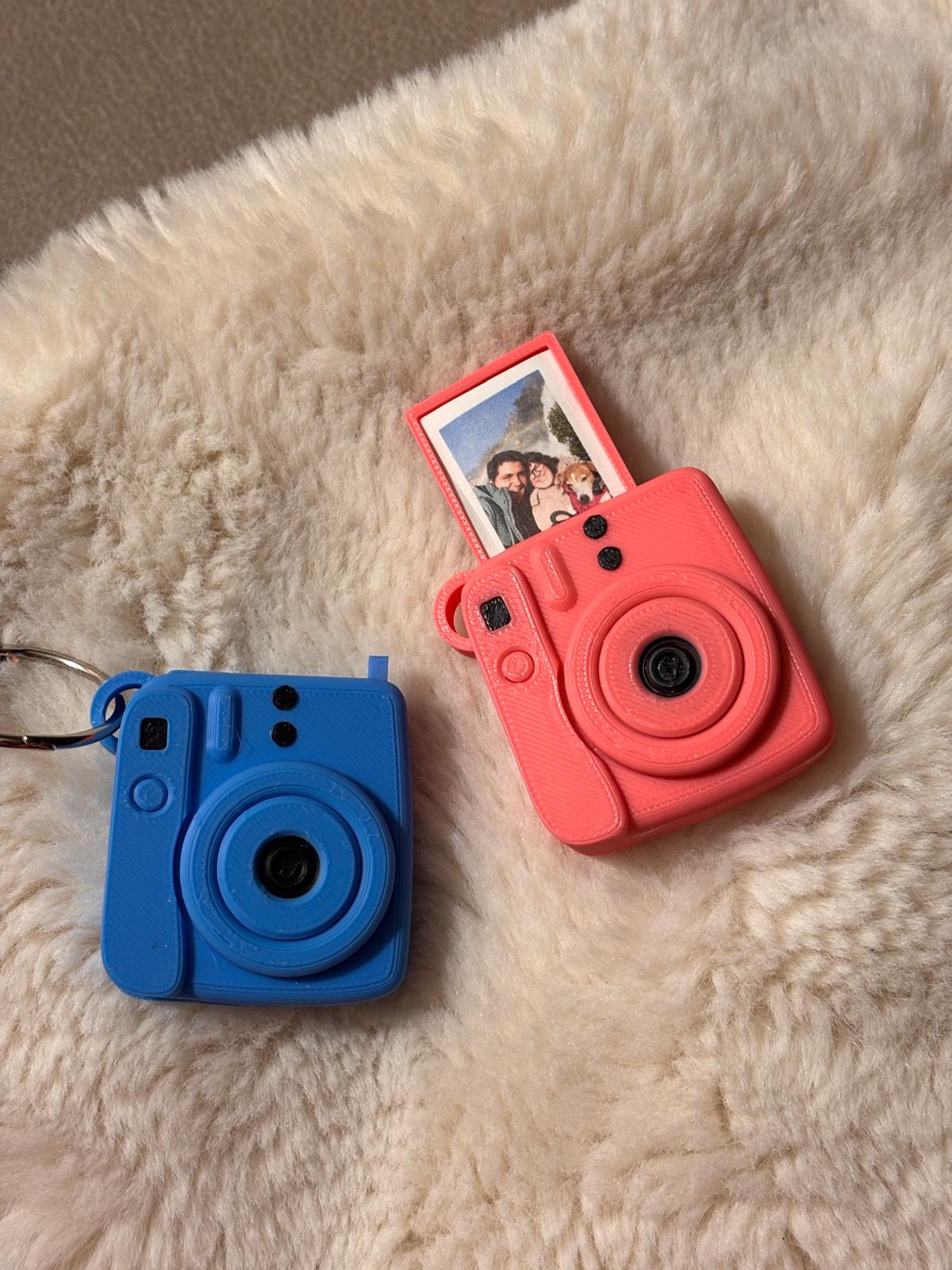 Clauer personalitzat càmera Instax amb foto