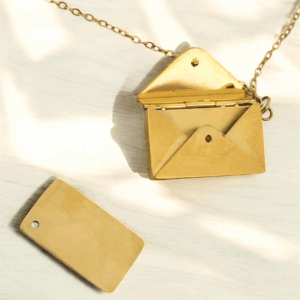 Collar carta oro personalizable